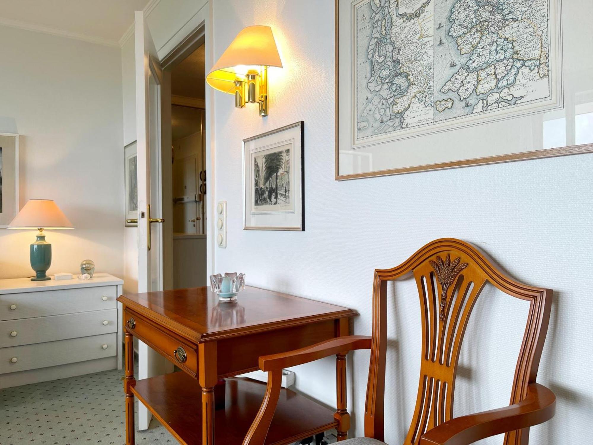 Ferienwohnung In Westerland Mit Meerblick Und Balkon Luaran gambar